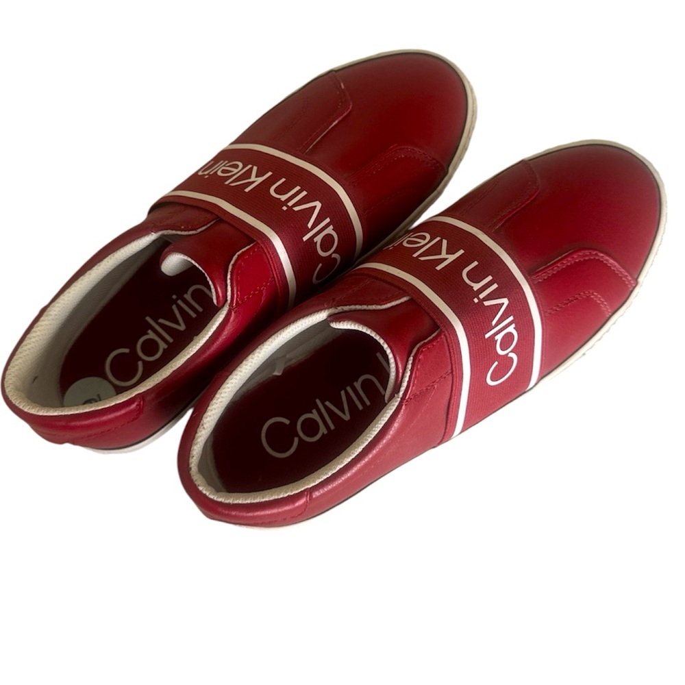 New Calvin Klein Slip on’s - Picture 2 of 4